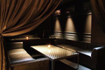 ���R���Ƀs�b�^���I���_�C�j���OBAR cube salon