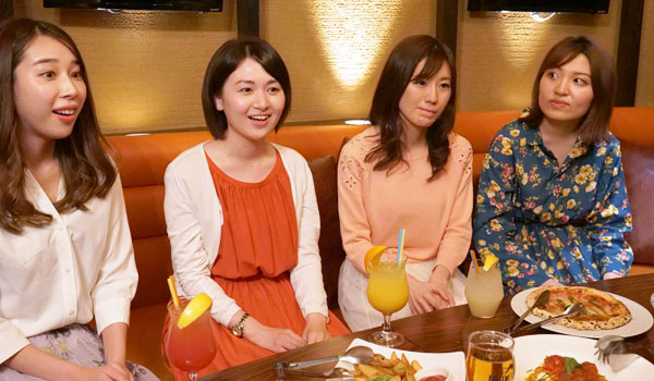 �纬���ι祳�󡦥���ѤǤνв�