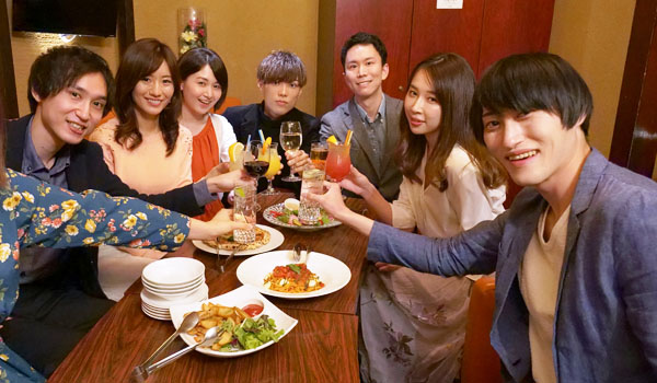 ʡ������ǯ��1000���ʾ�Ȥι祳�󡦥���Ѥνв�